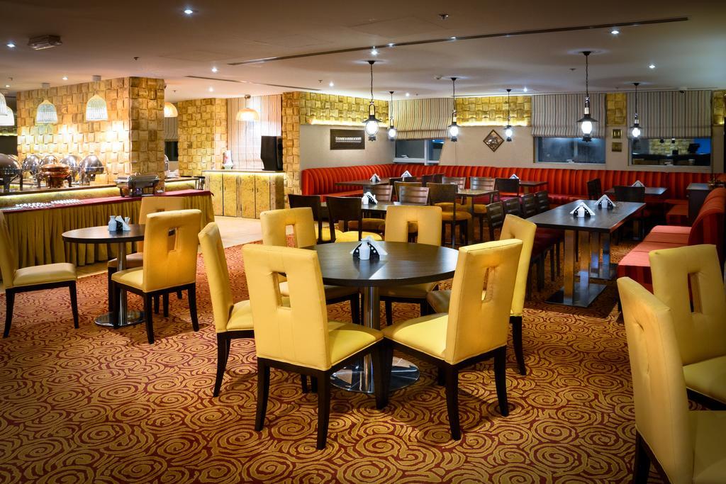 Golden Ocean Hotel Ντόχα Εξωτερικό φωτογραφία