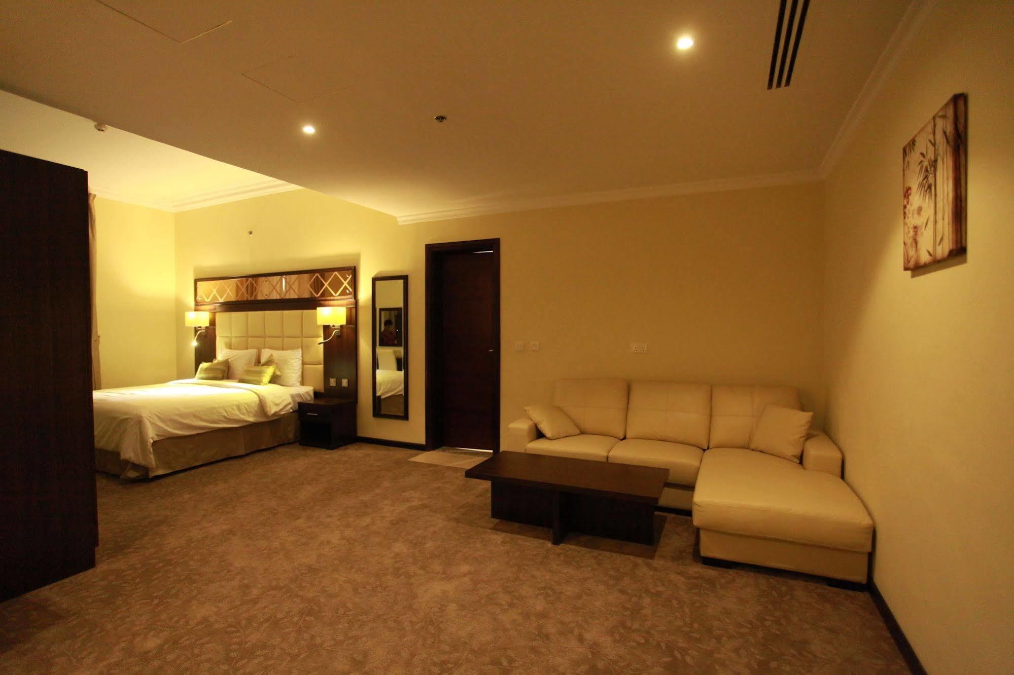 Golden Ocean Hotel Ντόχα Εξωτερικό φωτογραφία