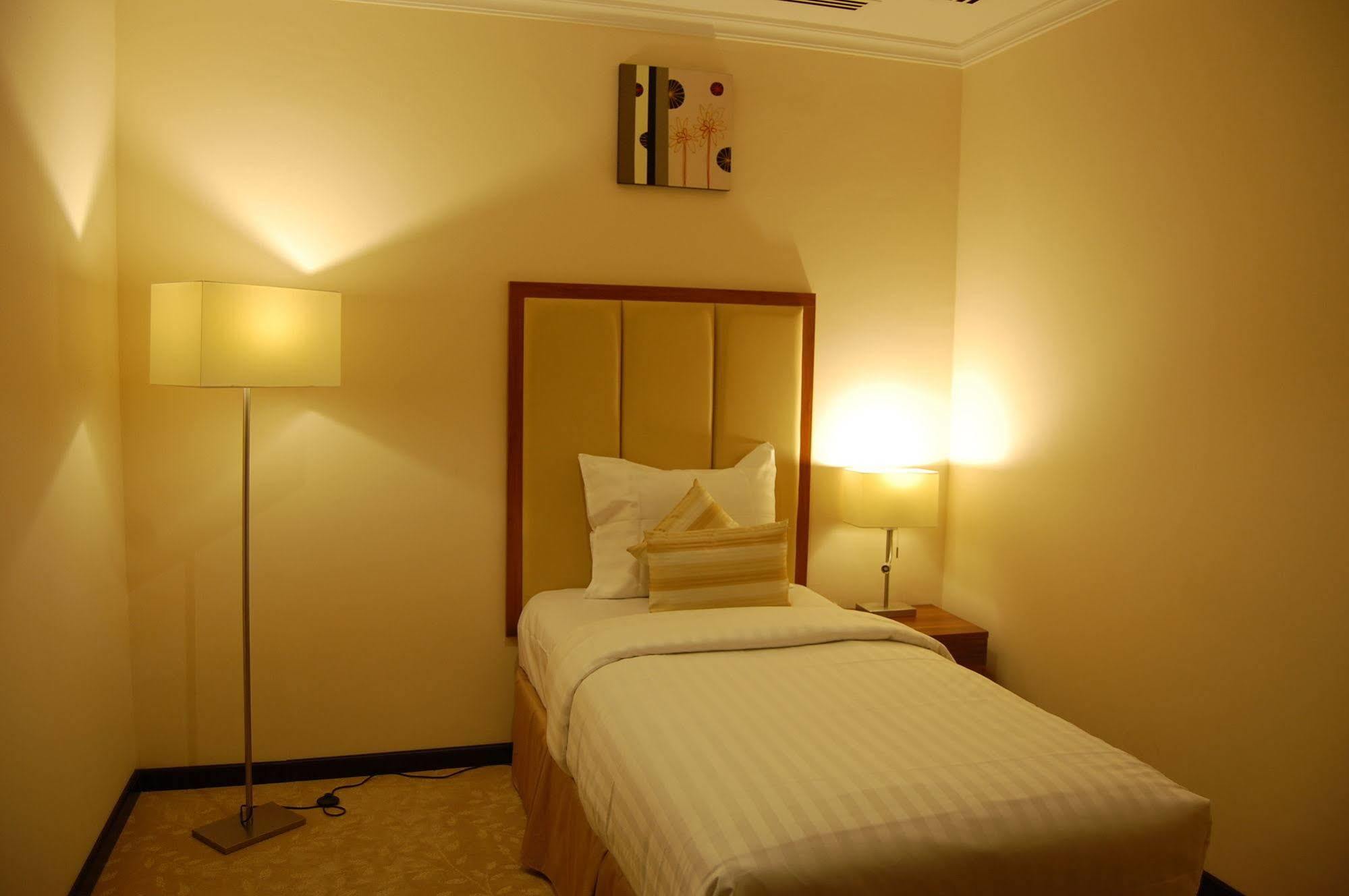 Golden Ocean Hotel Ντόχα Εξωτερικό φωτογραφία